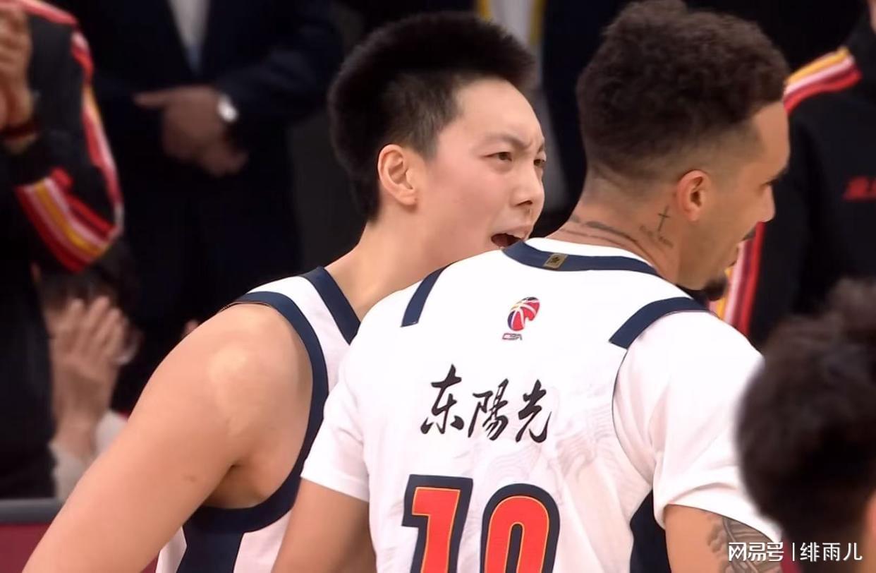 北京体育彩票官网-裁掉麦考尔+留下萨林杰？广东队被迫“4选1”，第五外援人选曝光